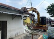Satpol PP Pemalang Tertibkan Bangunan Liar di Ampelgading, Lindungi Aset PTPN I Regional 3